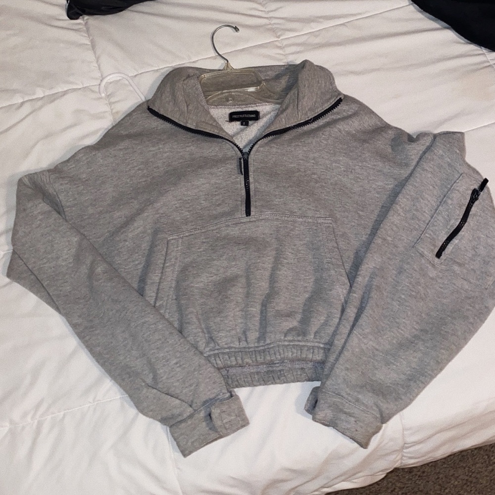 Prettylittlething cropped sweatshirt